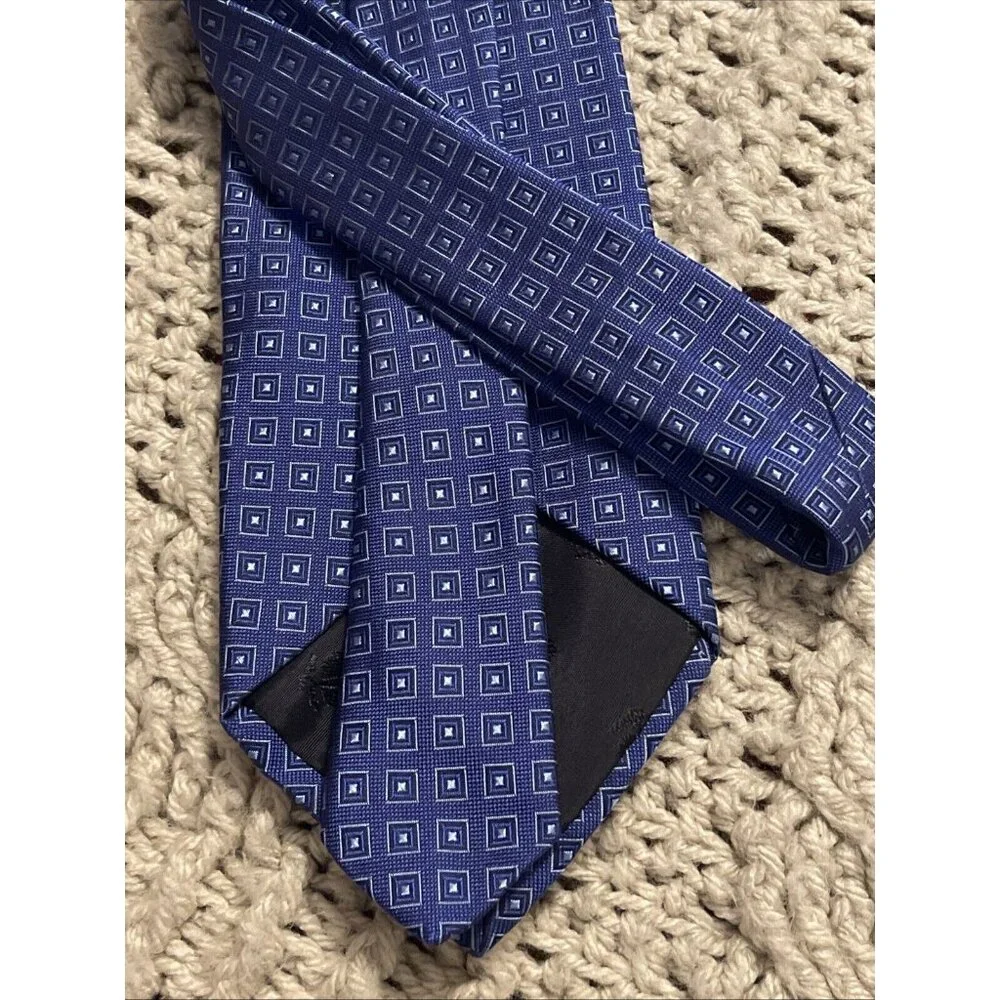 BROOKS BROTHERS 346‎ Men's 100% Silk Necktie Designer Geometric Squares Blue